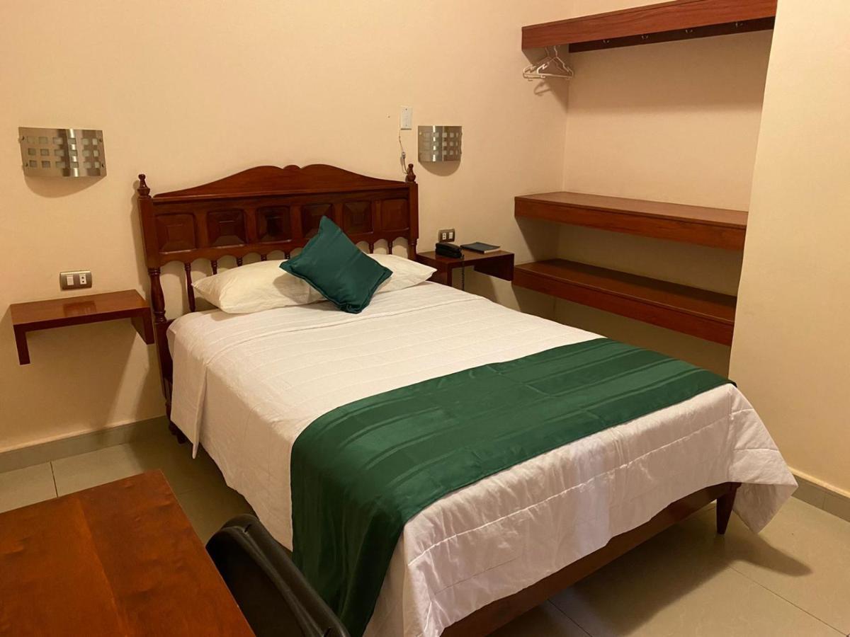 Tariri Hotel 푸카이파 외부 사진